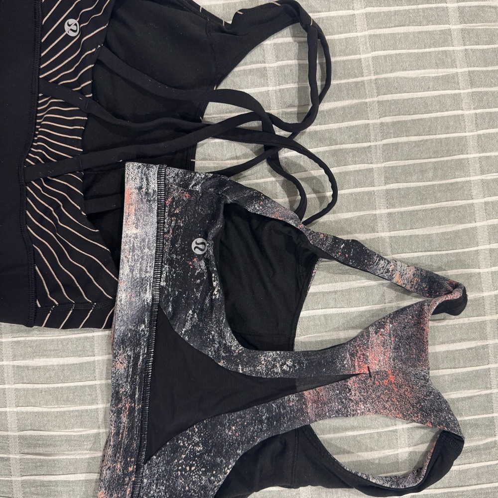 lululemon athletica Black Sports Bra with Speckled Pink/Gray Print